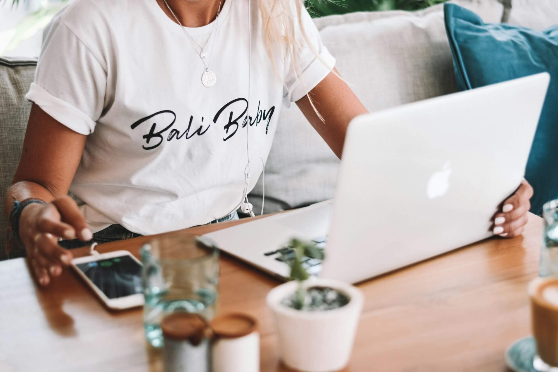 blog-newsletter-bg