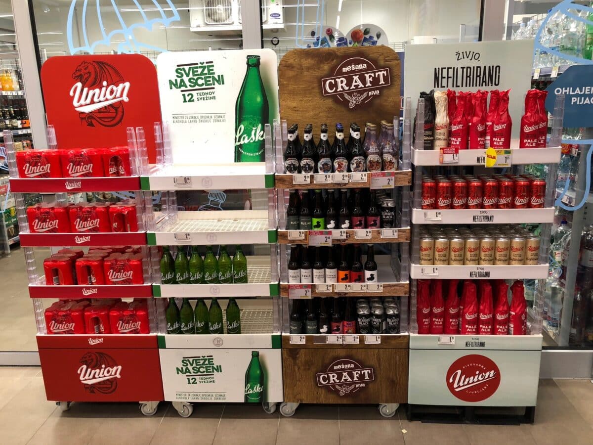Floor Display with Stacking Trays | Reusable Plastic Display