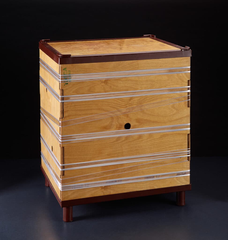 Tosca 640 Reusable Cheese Box with a dark background